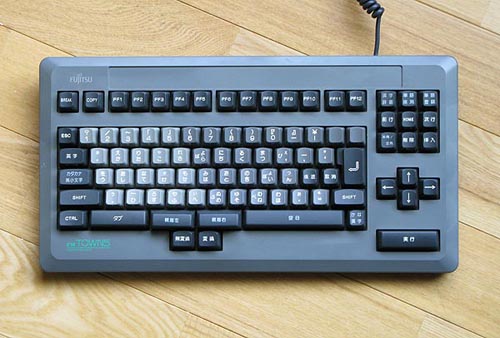 xmʁ@FM TOWNSp@ewVtgL[{[h@FMT-KB202A@O