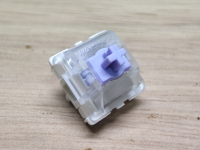 极地磁轴