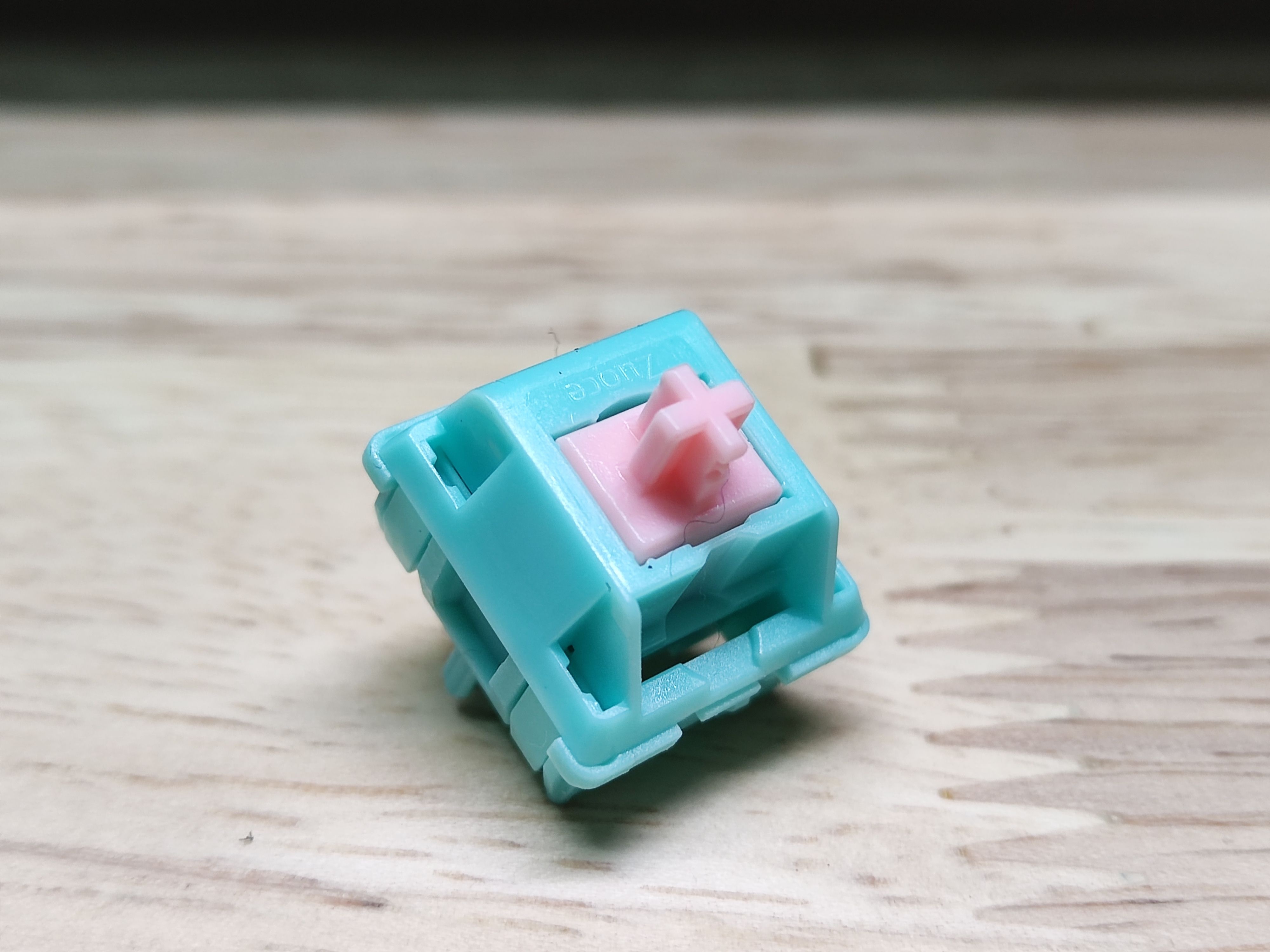泡泡糖轴青色