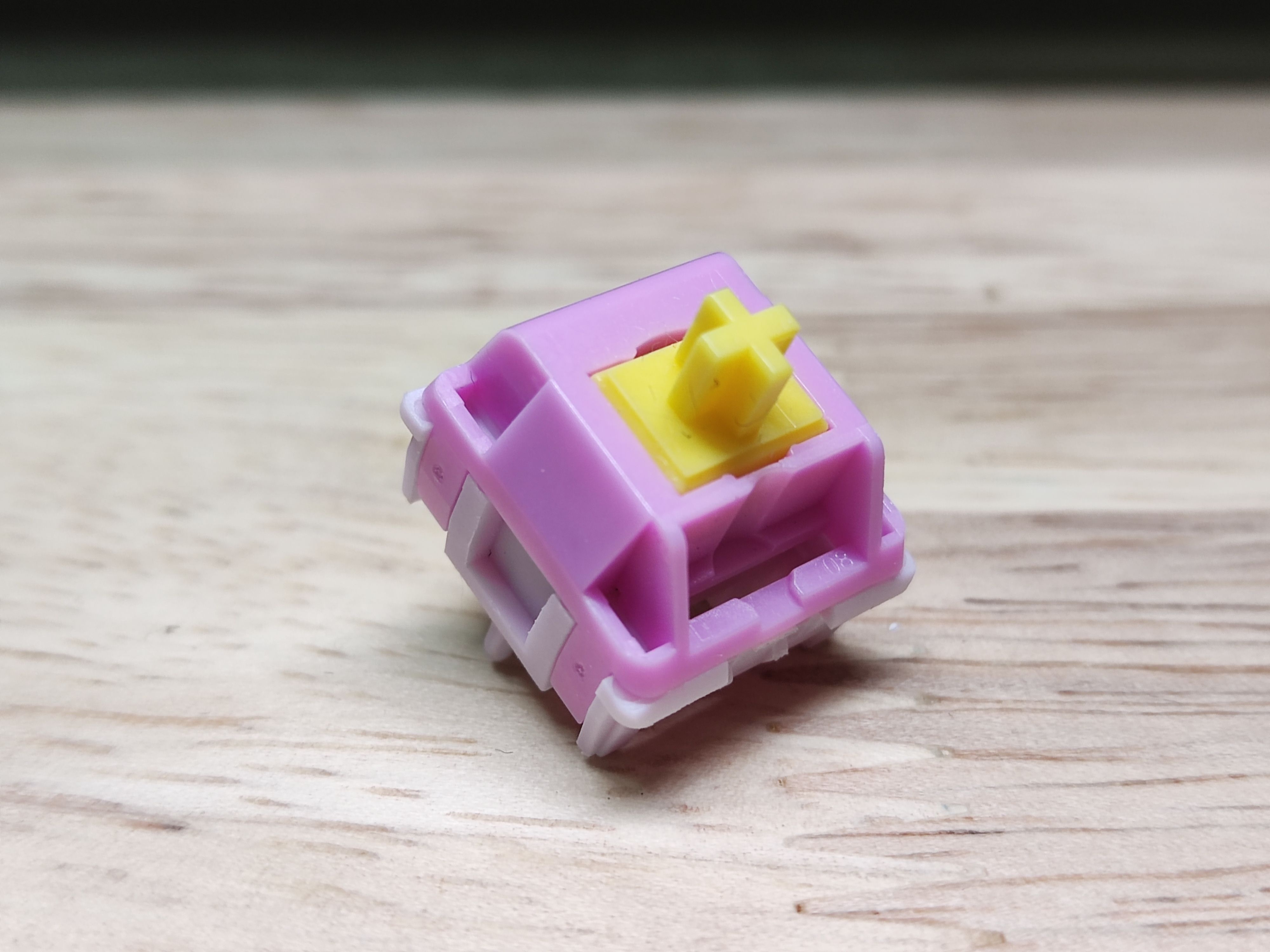 彩虹糖果轴黄色