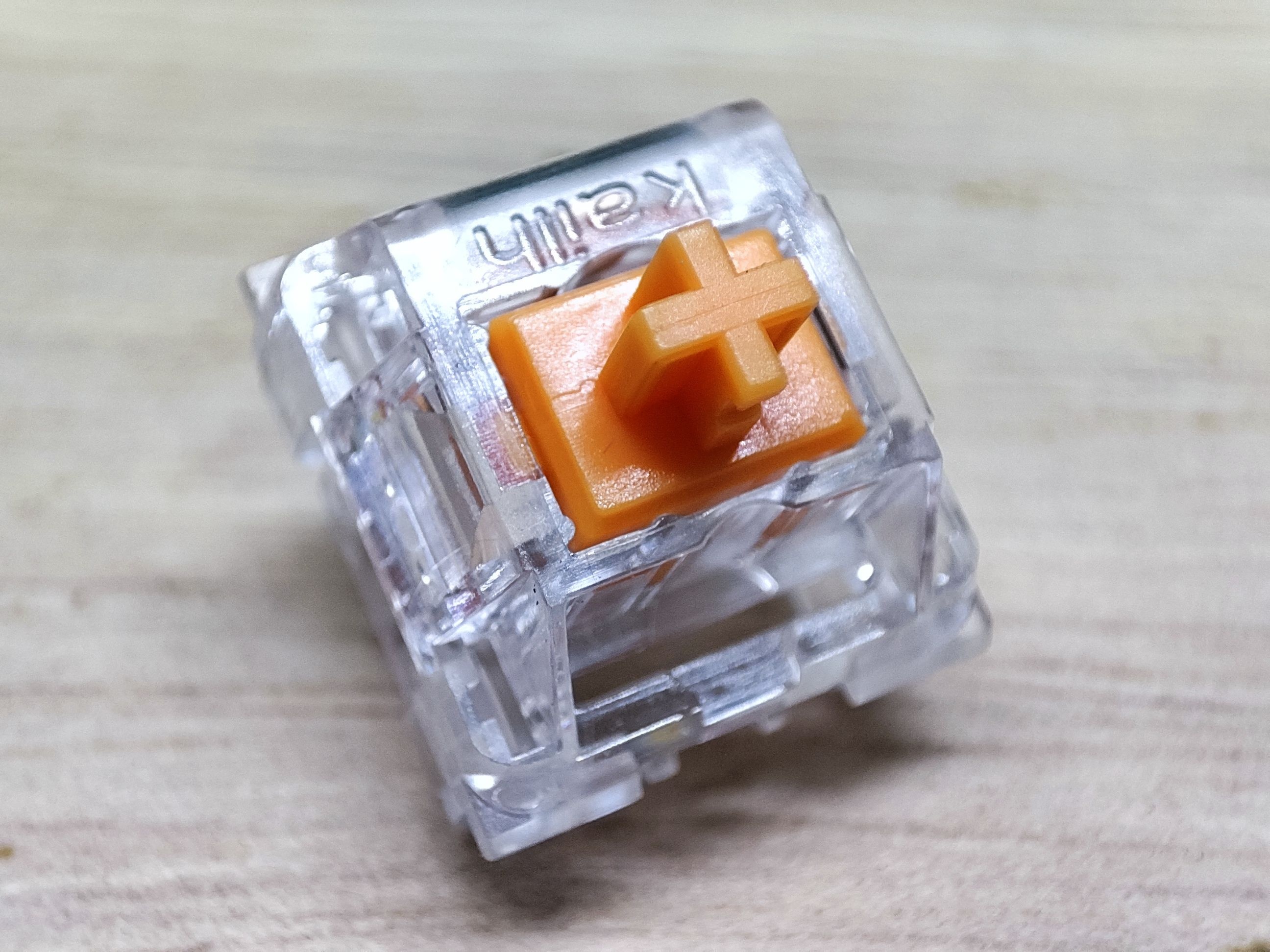 凯华雏菊轴