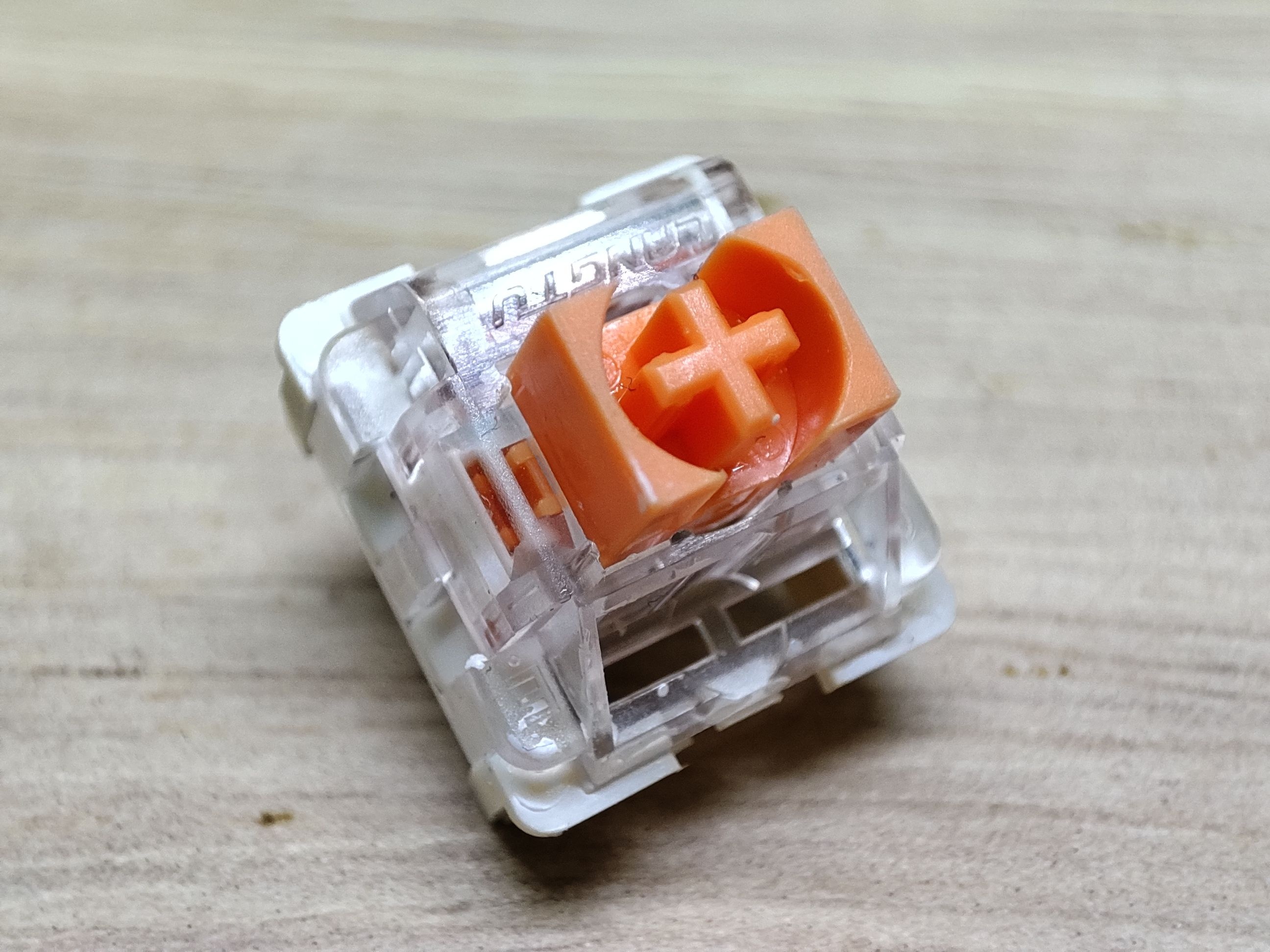 狼途白底金轴