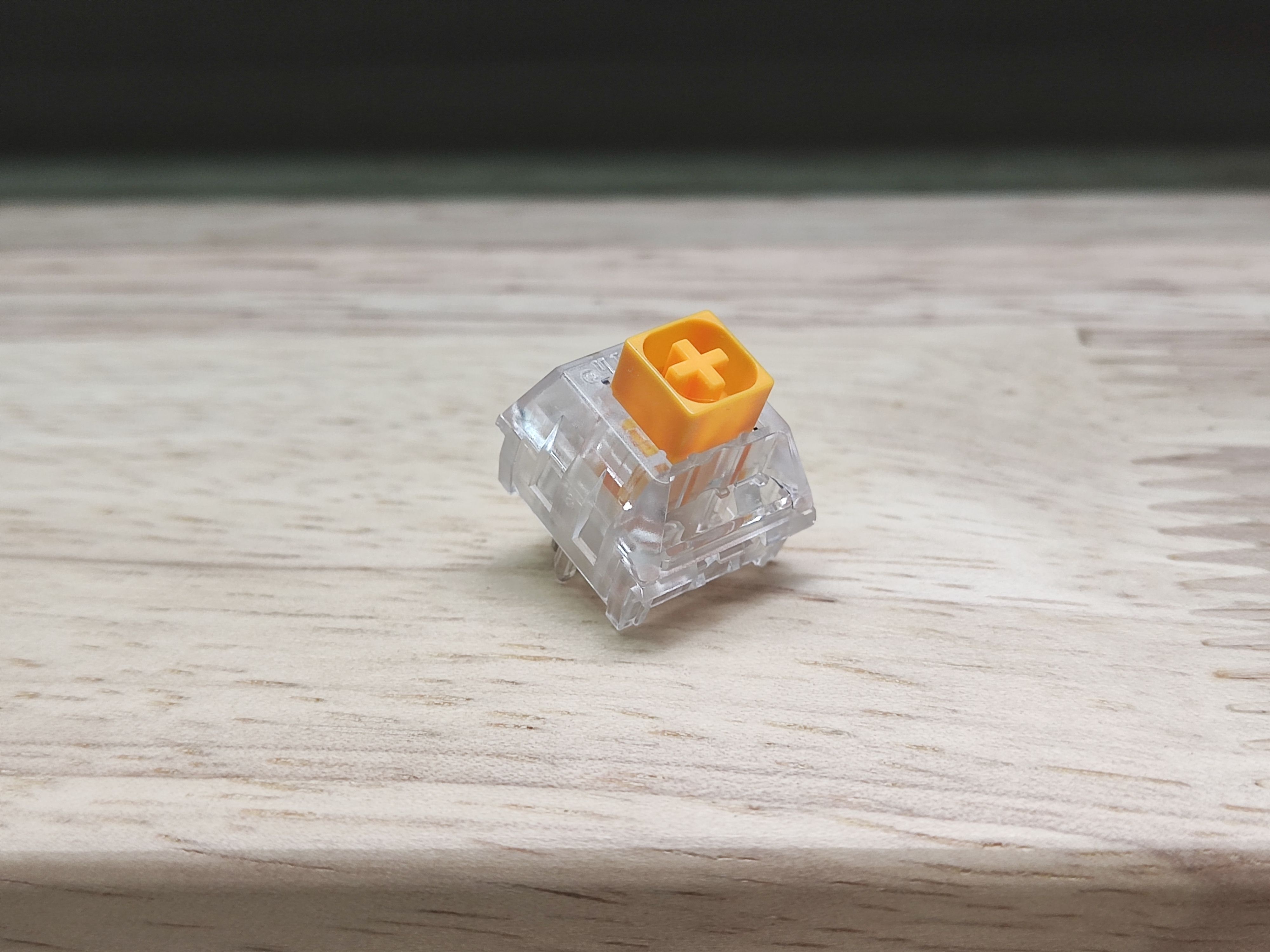 水晶重力橙轴
