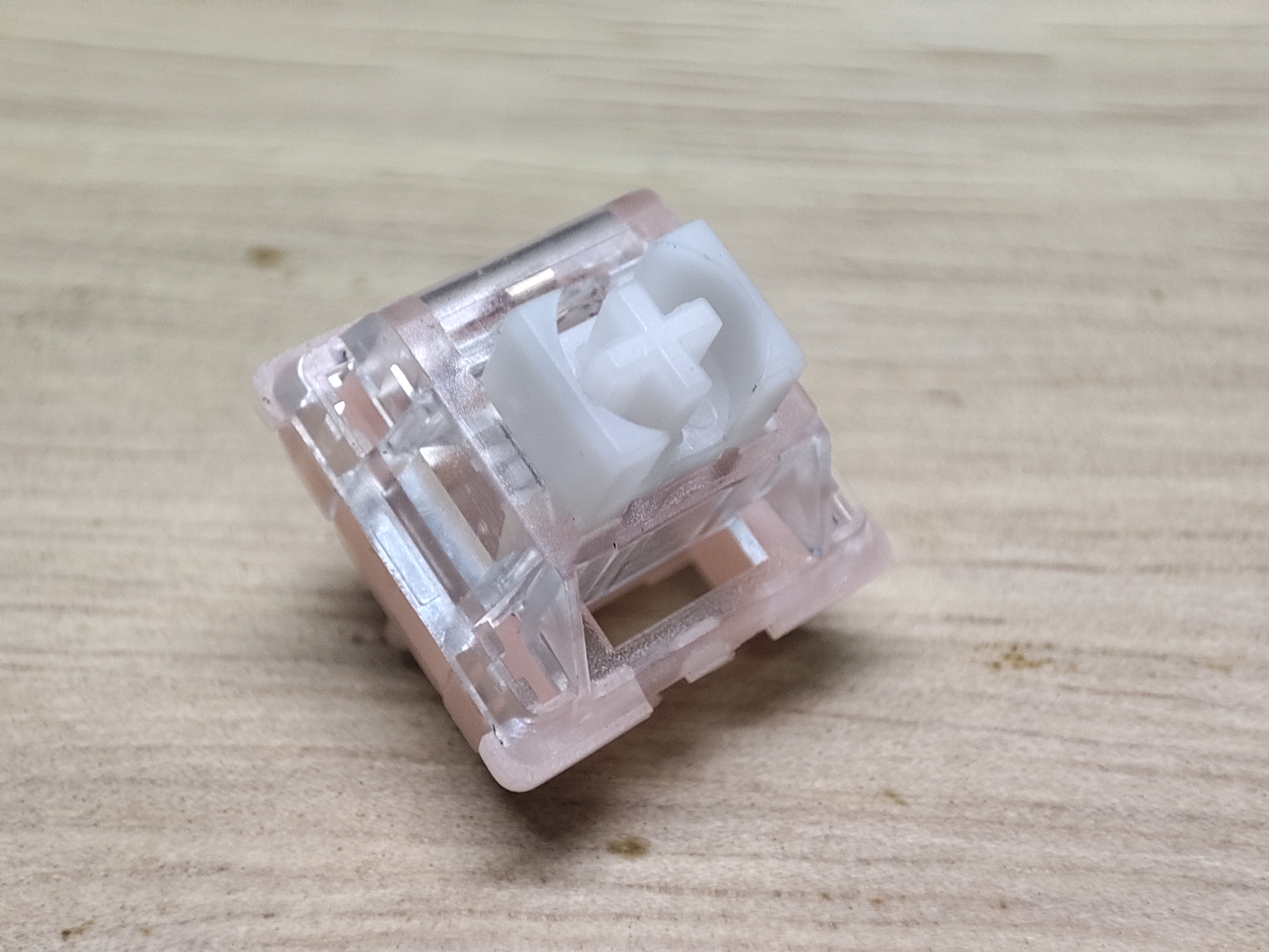 雷创不知名粉底静音轴