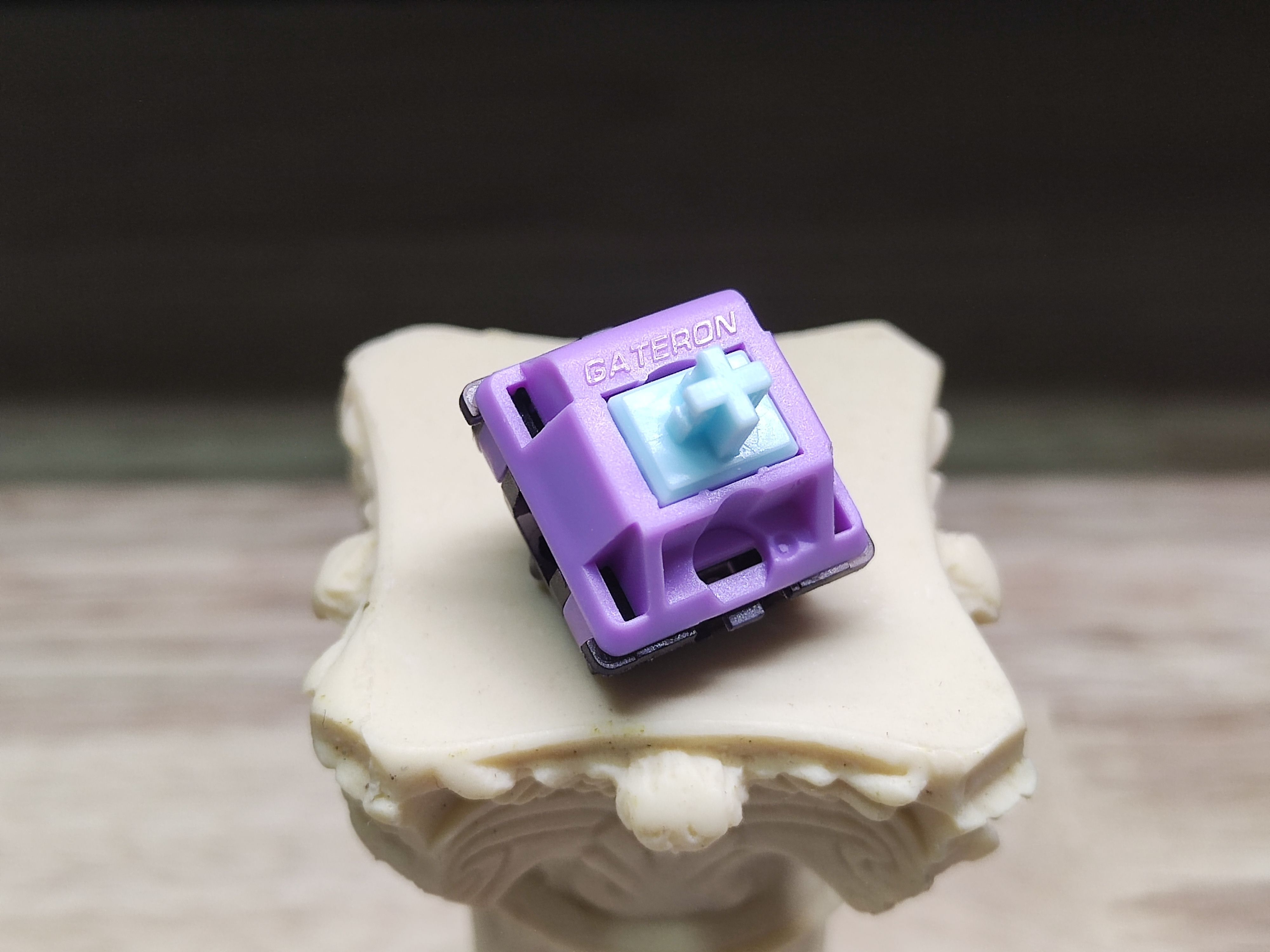 蓝莓泡泡糖轴