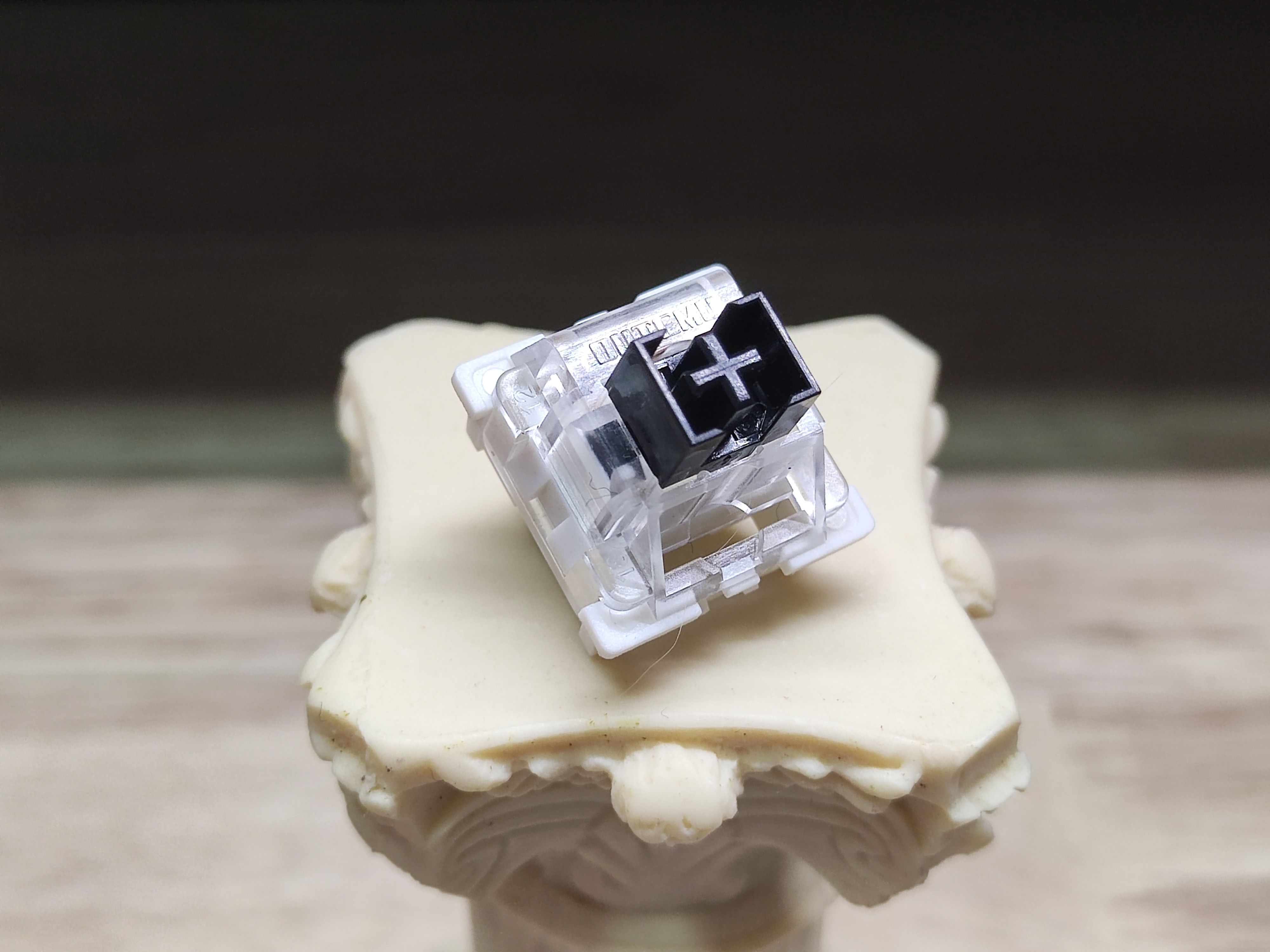 高特防尘黑轴