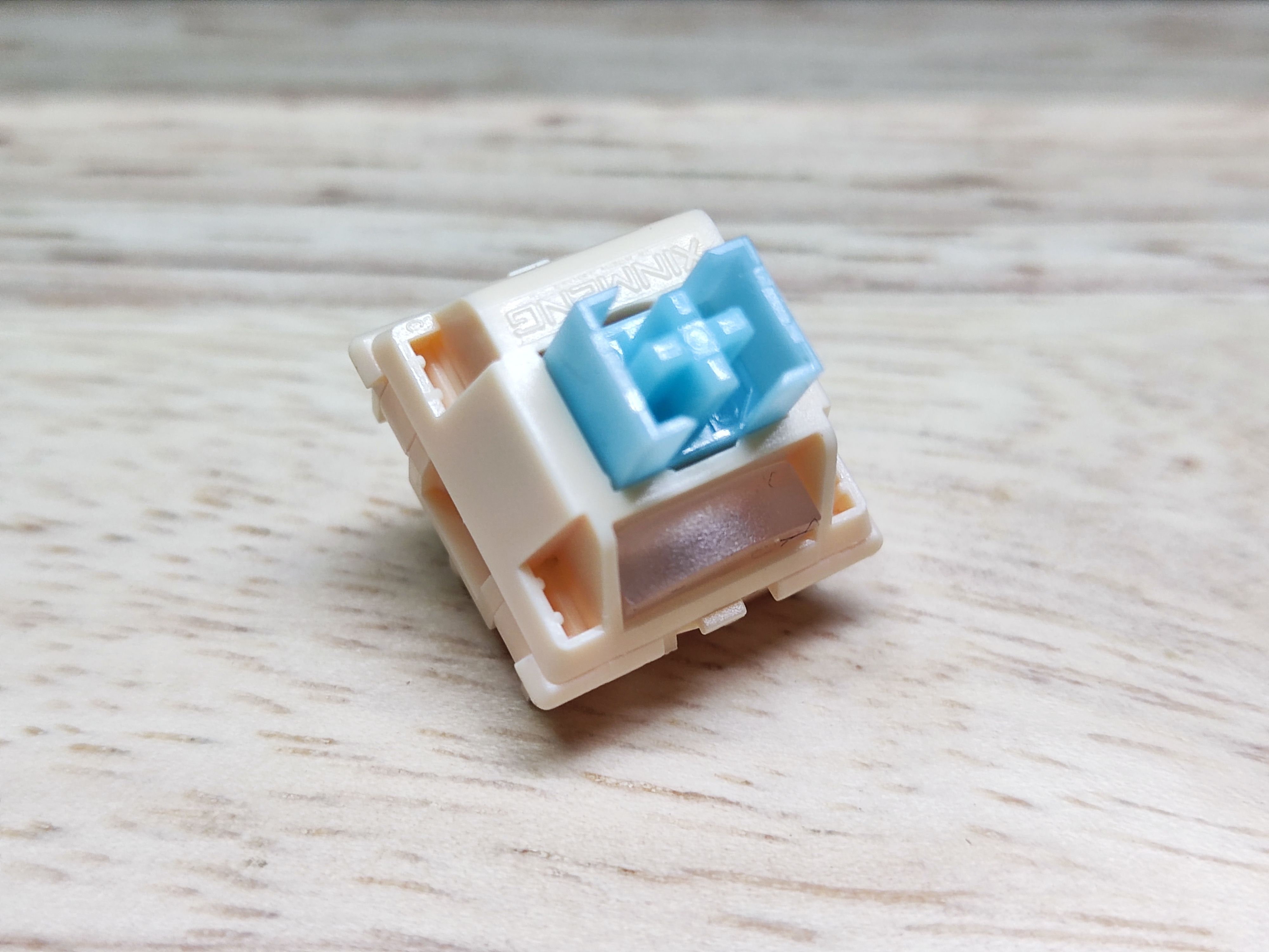 翠波蓝轴