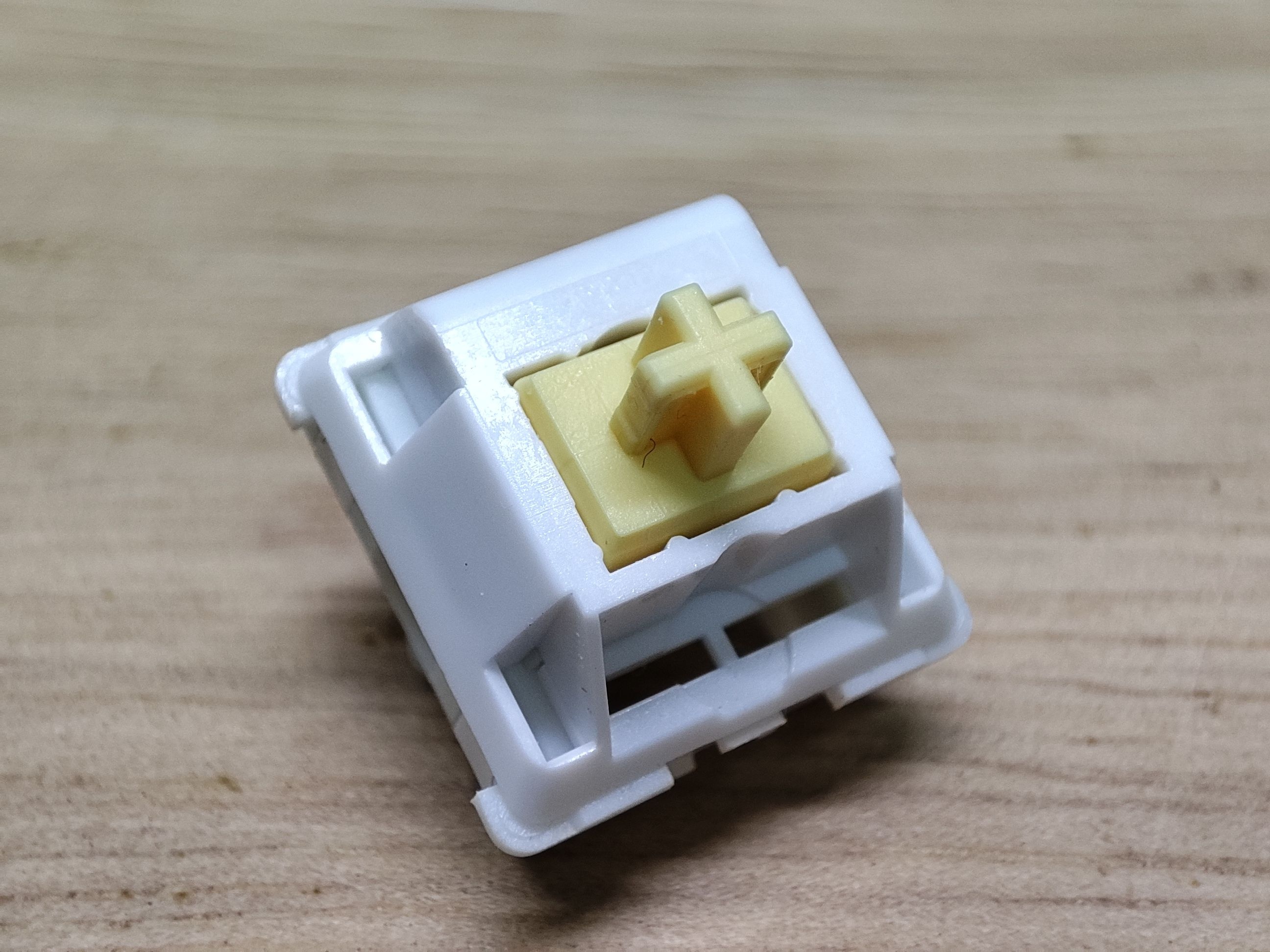 Feker不知名黄轴