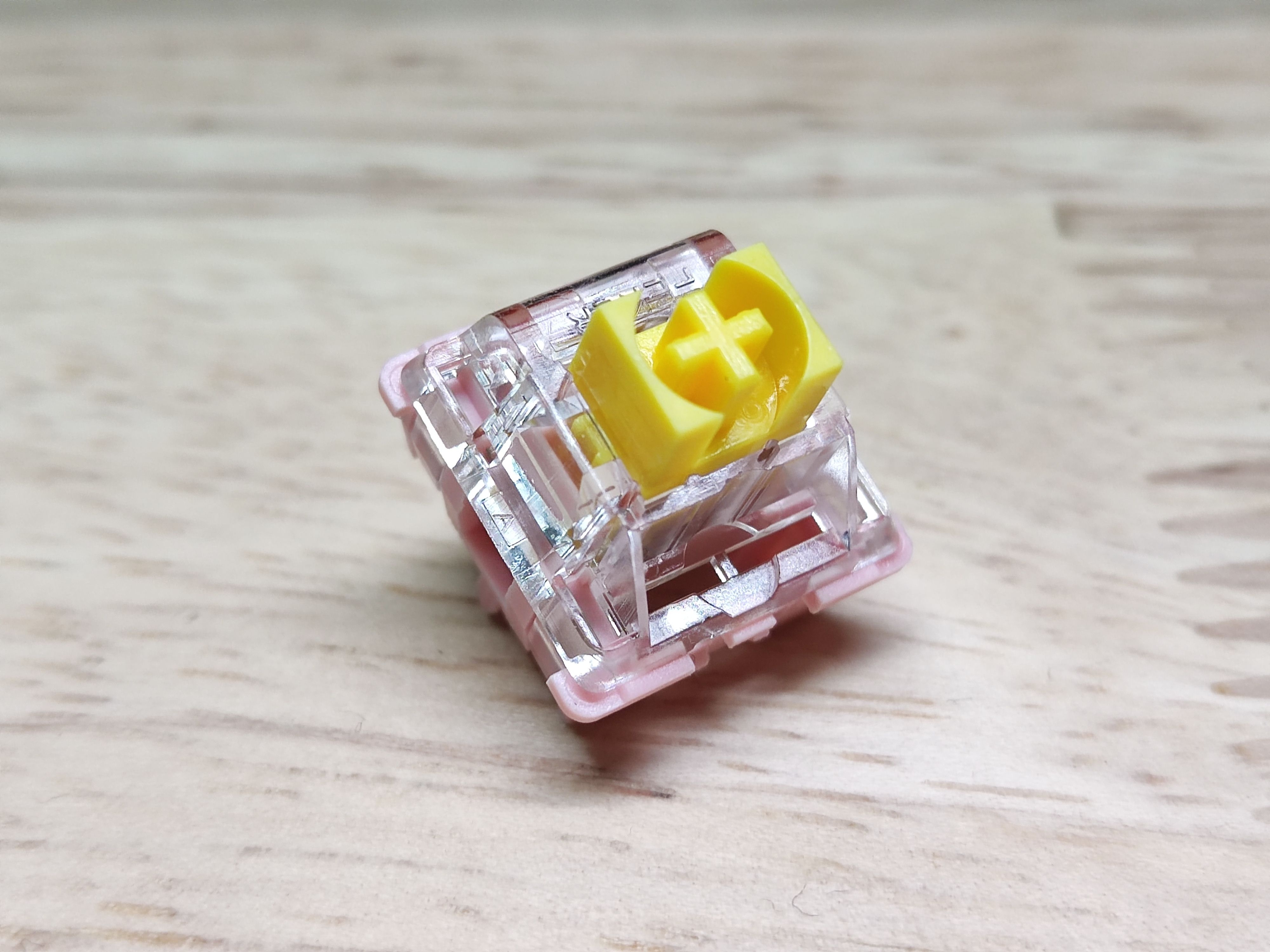 新版Feker翡黄轴