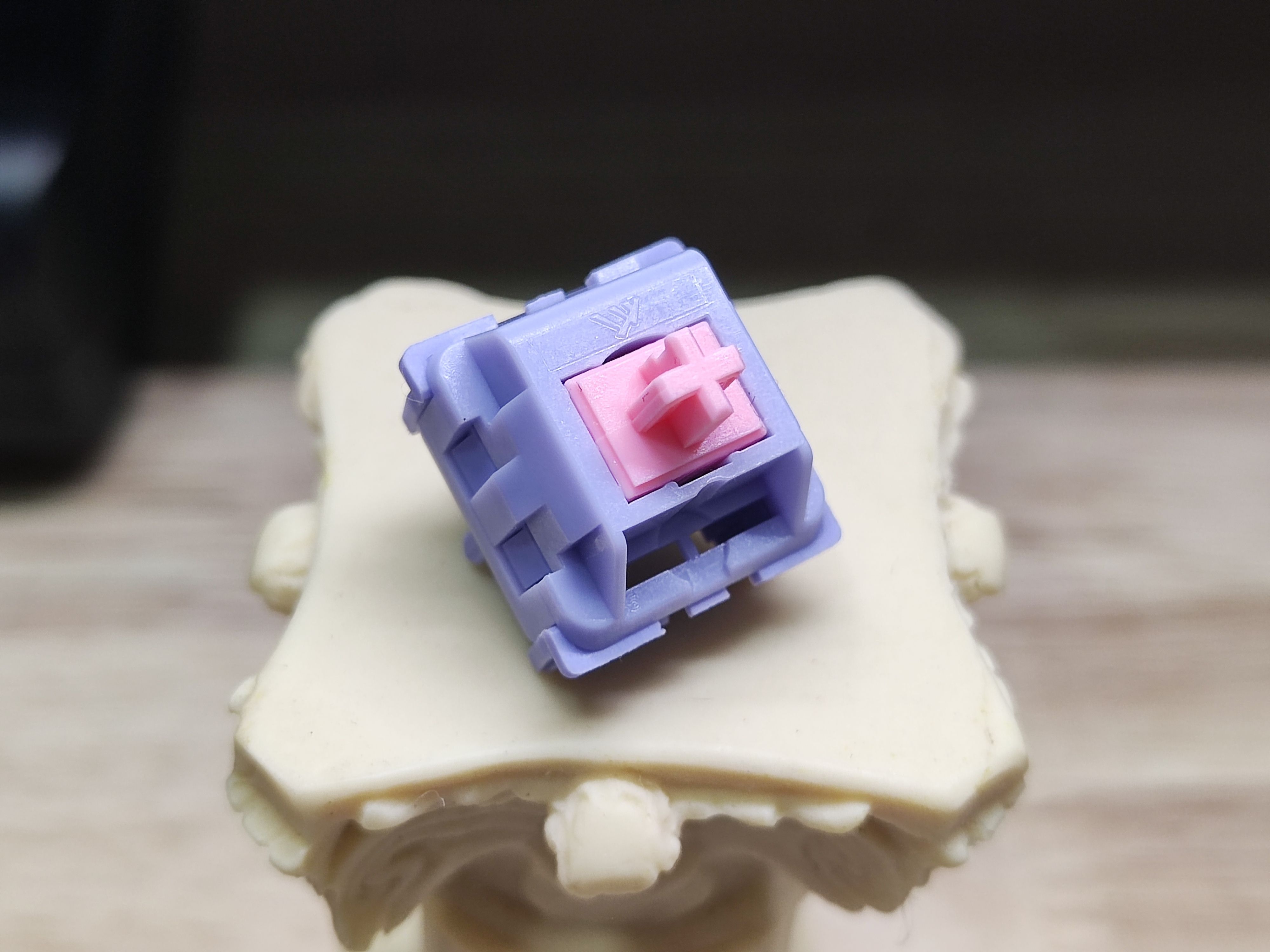 HaluHalo轴红色