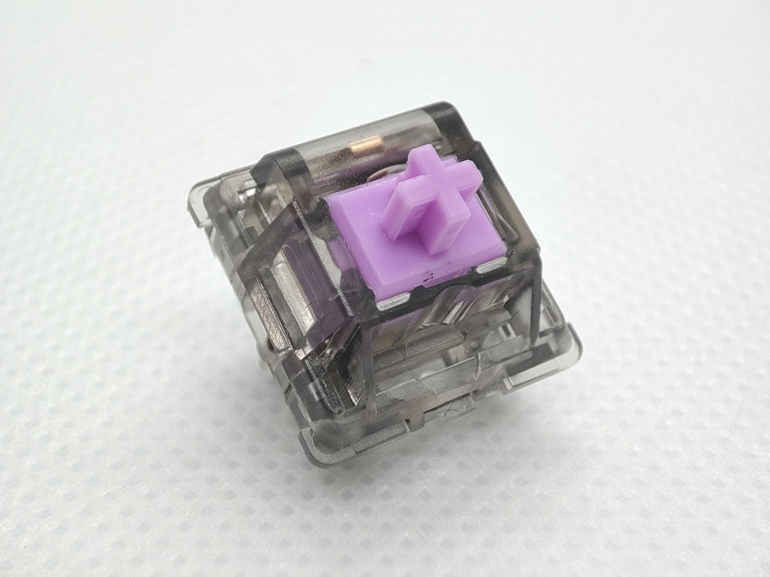 L4黑透奶紫轴