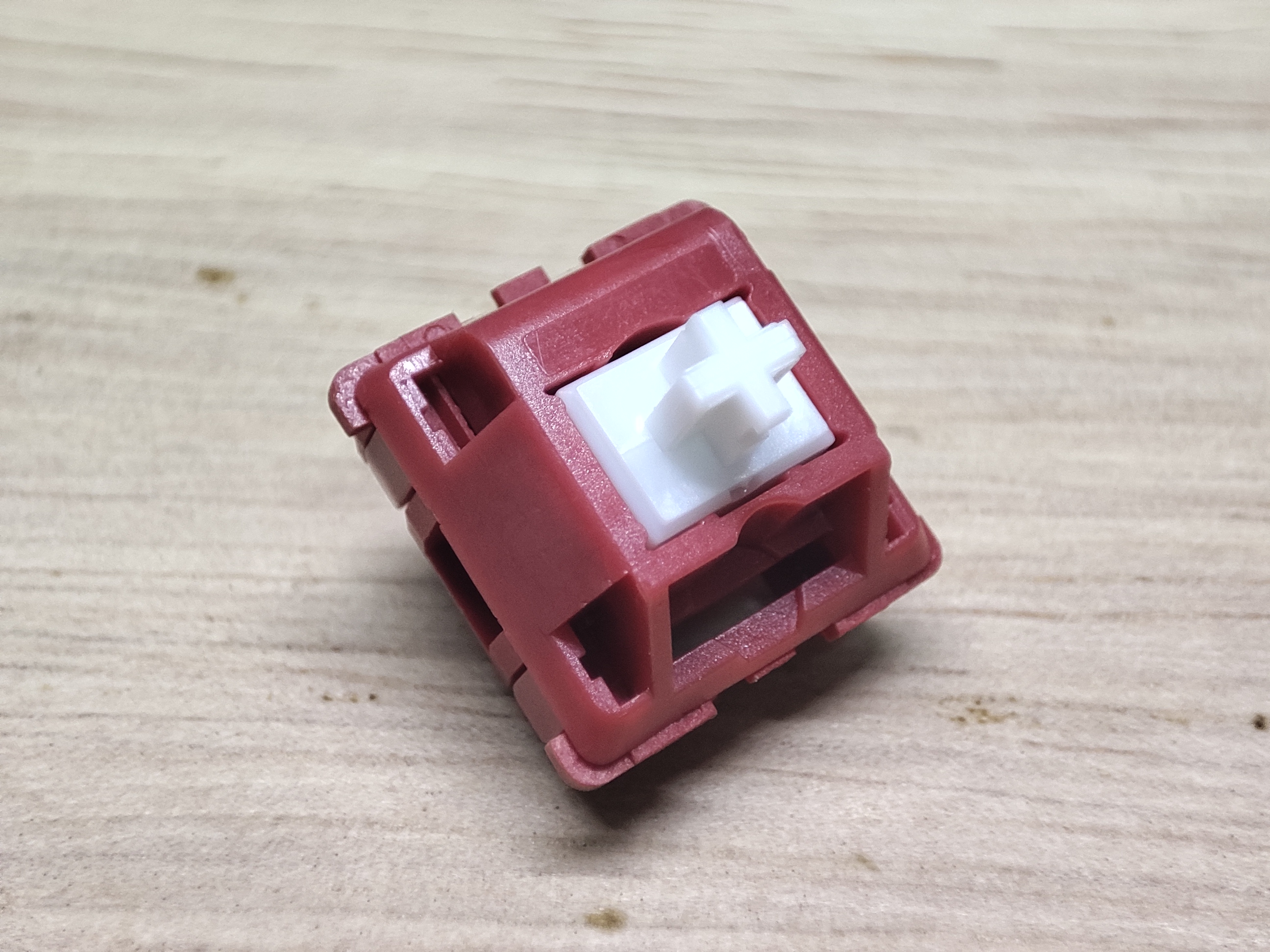 Raed深红轴R1.5