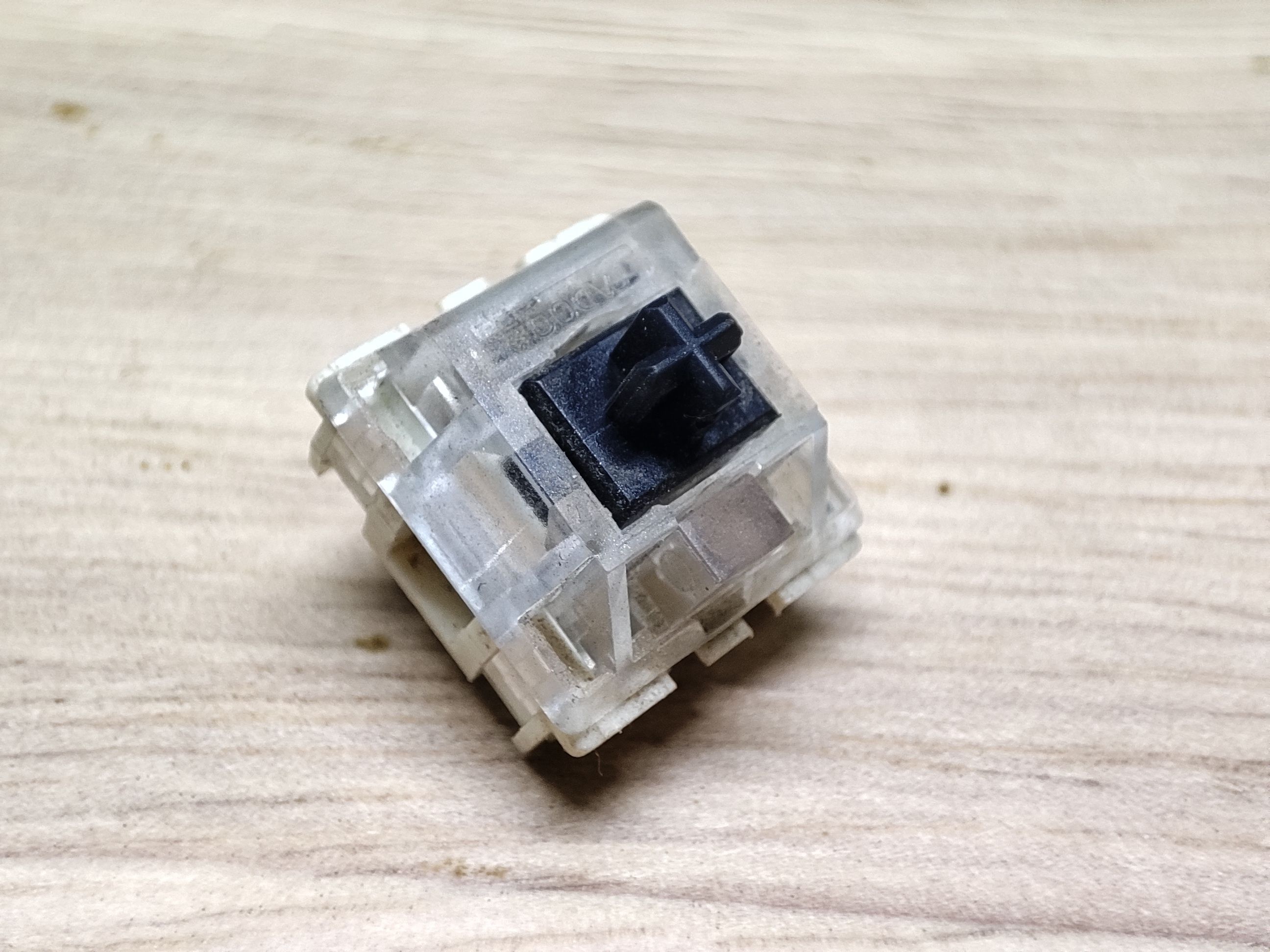 雷柏透壳RGB黑轴