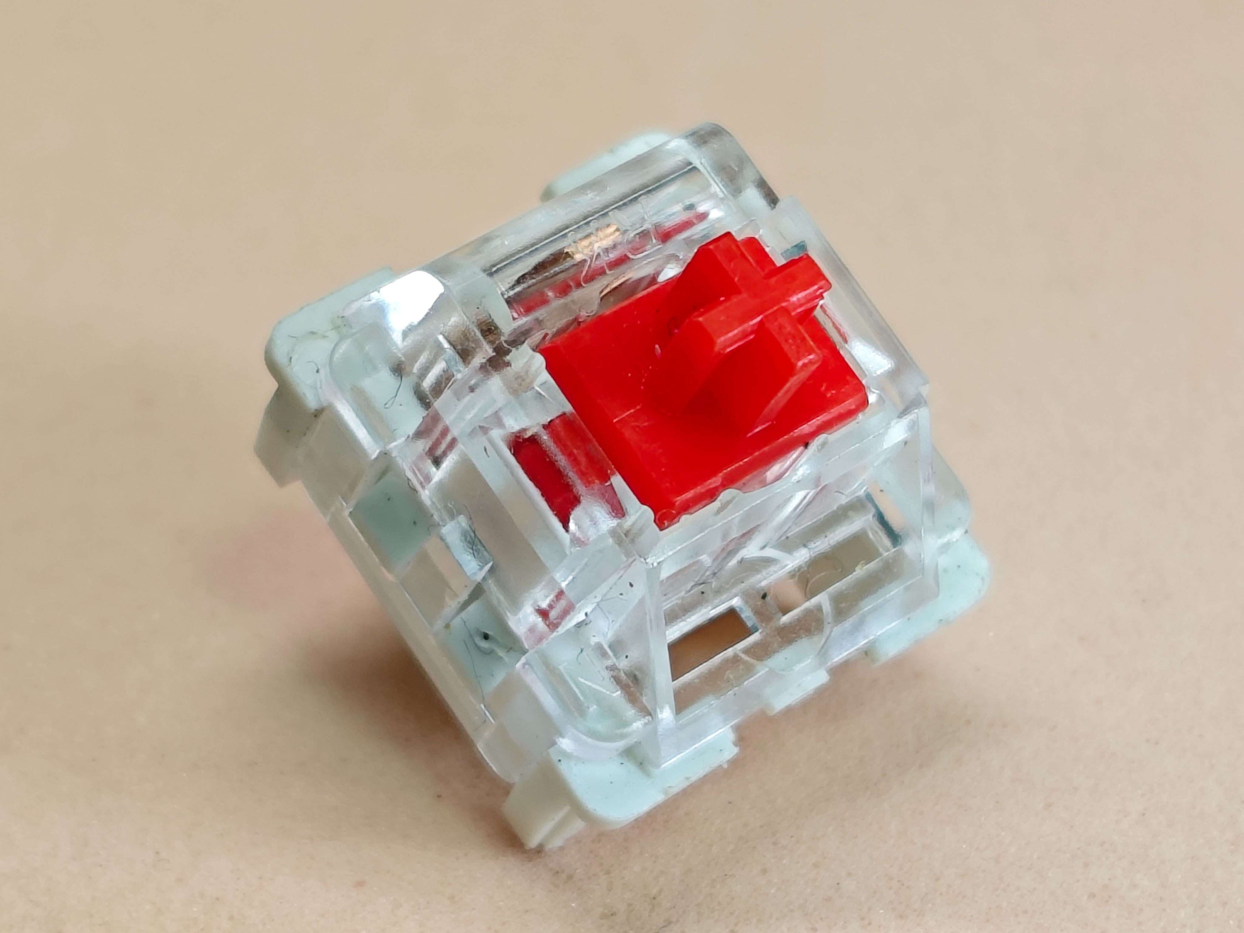 RK白底红轴