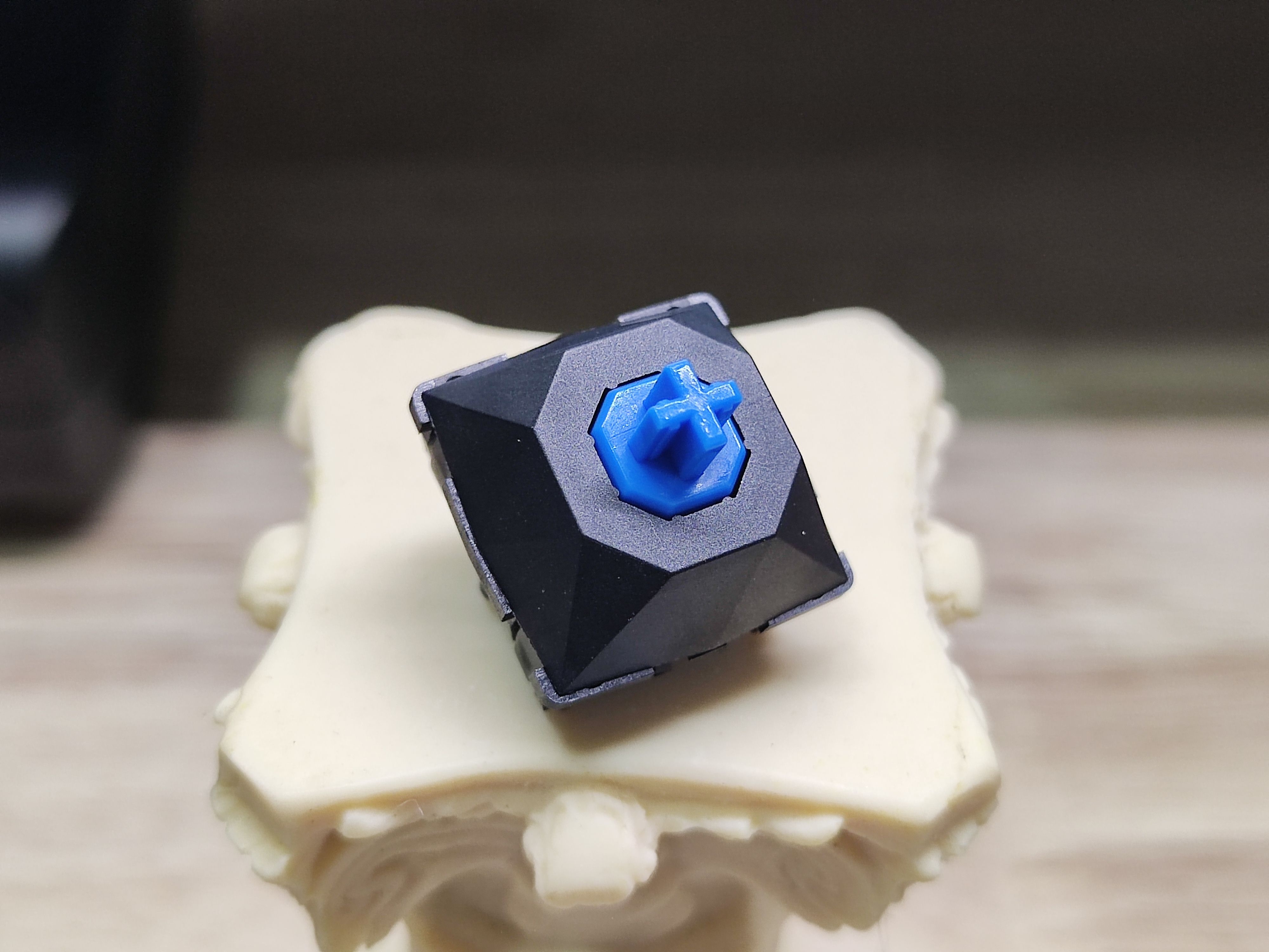 黑色钻石w1轴蓝色